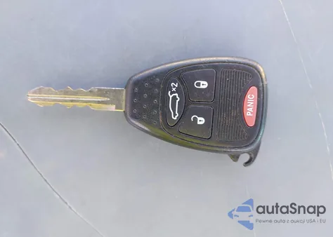 2004 Chrysler Pacifica z USA, uszkodzony, nr VIN 2C8GF68404R545455